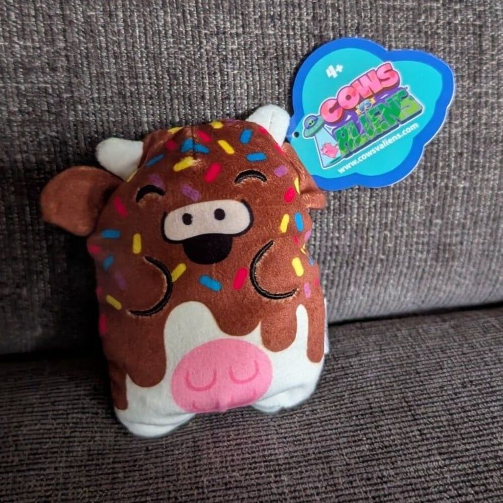 NWT Fudgie the Cow - Cows VS Aliens Beanbag Mini Plush Stuffed Animal Toy